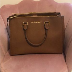 Michael Kors tote bag